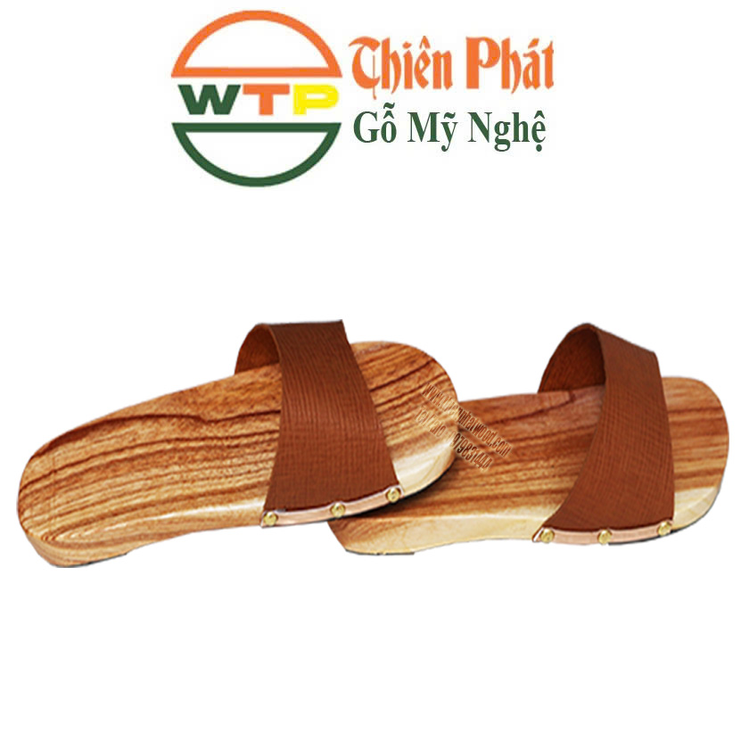 guốc gỗ truyền thống mang đậm phong cách xưa Việt